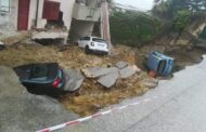 Alluvione Sciacca: detriti e auto distrutte dal fango - VIDEO