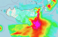 Meteo Sicilia – Live Ciclone Mediterraneo, superati i 150mm in 24 ore sul siracusano, oltre un metro di neve sull’Etna!