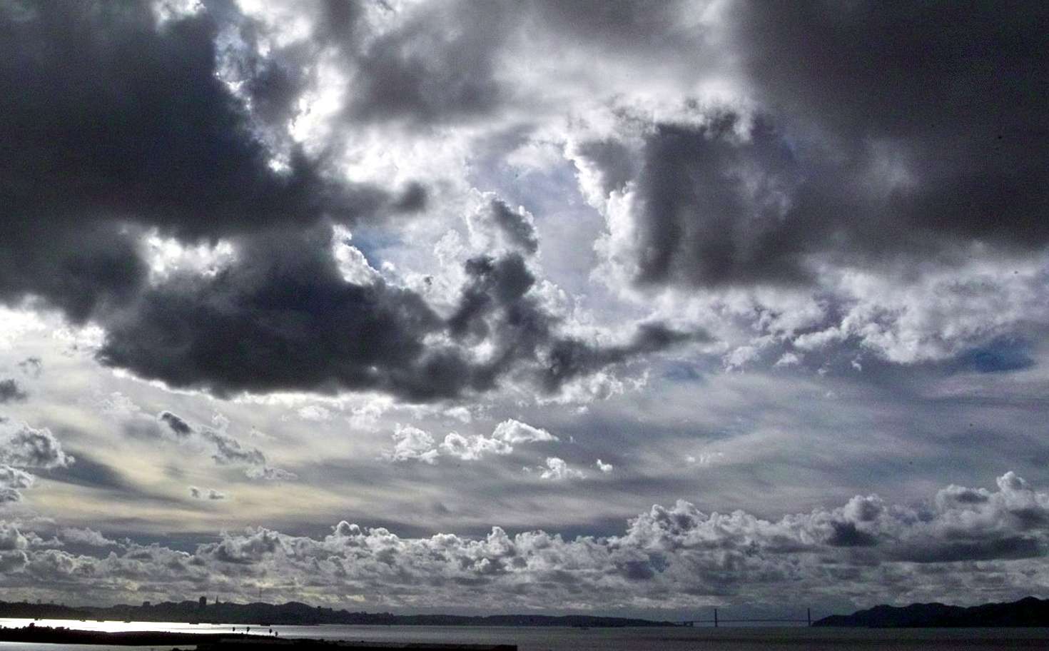 Meteo Ragusa: domani giovedì 24 Agosto cielo nuvoloso.