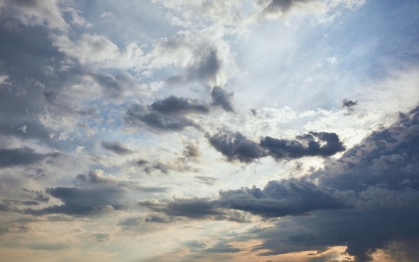 Meteo Salemi: domani lunedì 28 Agosto prevalentemente nuvoloso per velature.