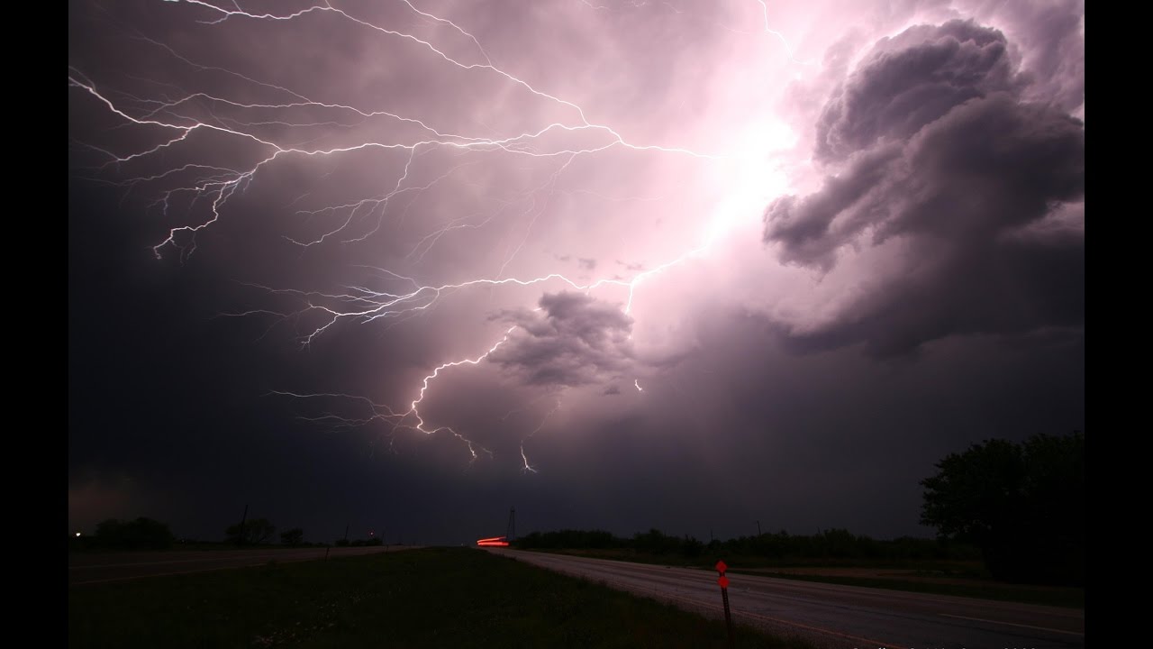 Meteo Mussomeli: domani mercoledì 23 Agosto qualche temporale di lieve intensità.