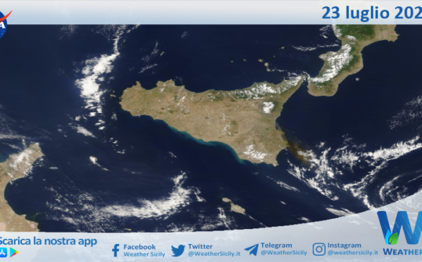 Meteo Sicilia: immagine satellitare Nasa di martedì 23 luglio 2024